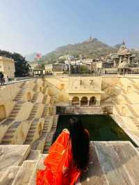 Panna Meena ka Kund
