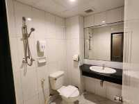 "Hi Season Hotel: Spacious Comfort with Convenient Access in Hat Yai"