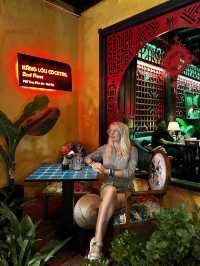 You are in restaurant, but feel like an historical museum! It’s possible in Hoi An