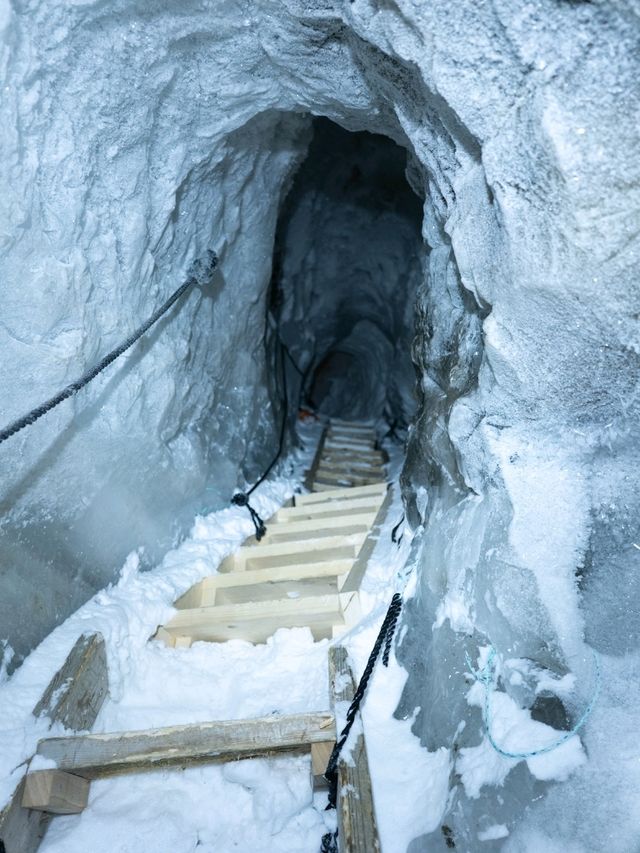 ❄️ Into the Ice: Exploring Svalbard’s Ice Caves ❄️