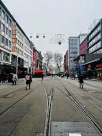🛍️🚶‍♀️ Karlsruhe Calling: A Walkable Wonderland of Culture & Style 🇩🇪✨  