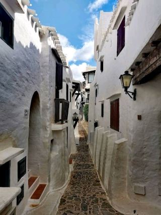 하얀 미로 같은 마을: 비니베카(Binibeca)