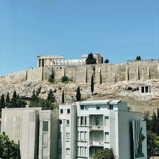 Athens on a Budget: History, Streets & Sunset Views