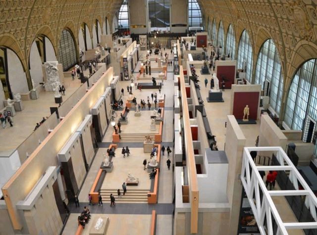🎨 Spooky Impressions: Musée d'Orsay Halloween Tips & Tricks! 👻🕰️