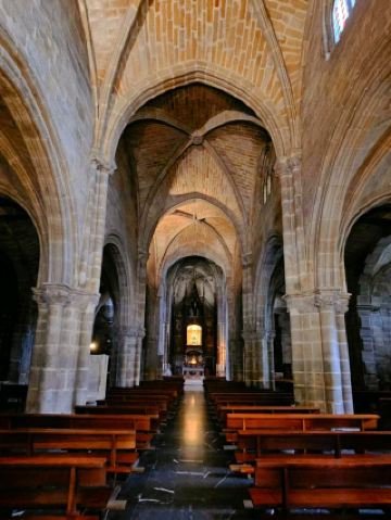 คู่มือสำรวจโบสถ์ในลาเรโดสำหรับการแสวงบุญ 🏰