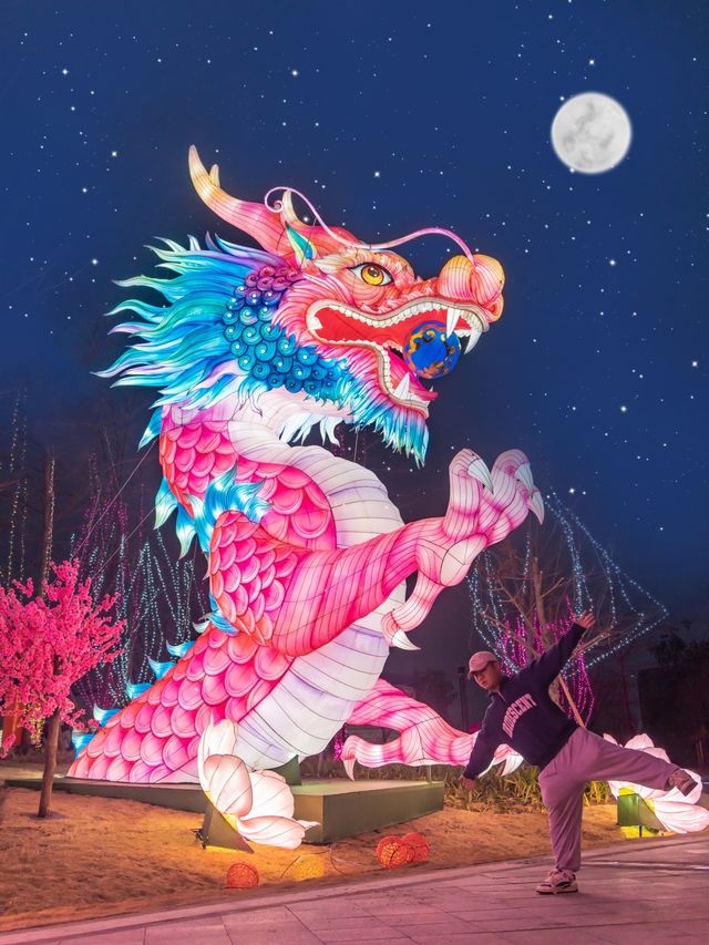不用去自貢！我在成都就可以看到絕美燈會