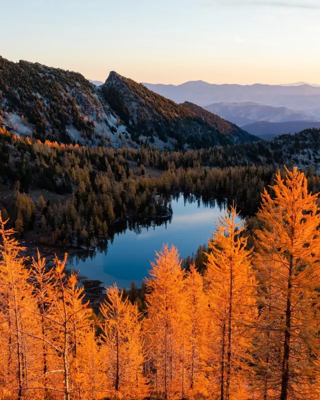 Unveiling the Breathtaking Beauty: Get Lost in a Captivating Collection of Autumn Images from Washington State! 📸✨🍁