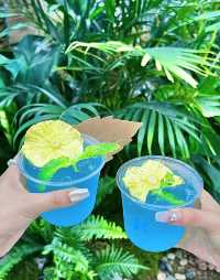 上海松弛感拉滿水藍色夏威夷派對
