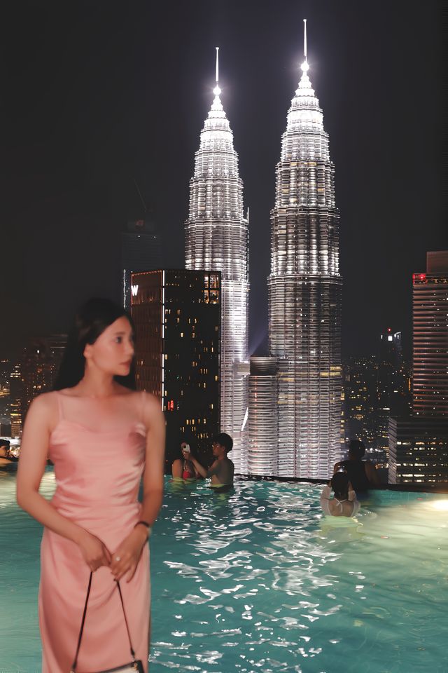 來吉隆坡旅行肯定是要打卡雙子塔呀