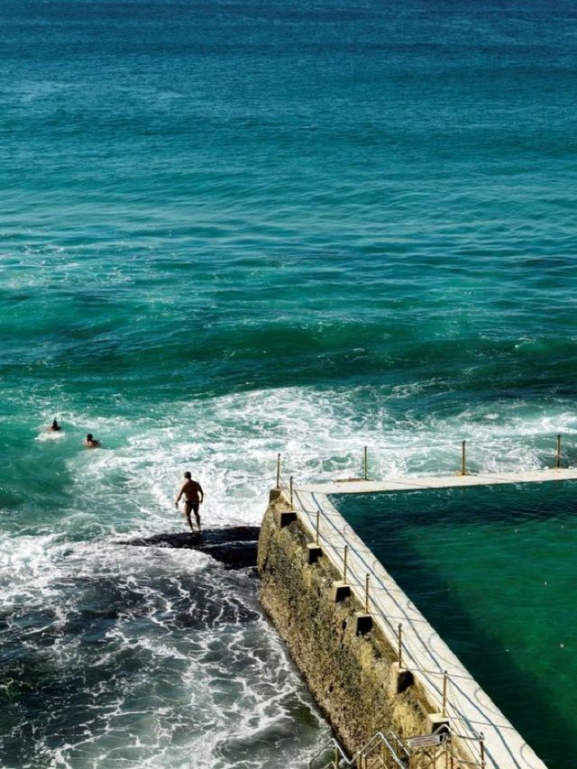 🌊 Bondi Bliss: QT Bondi's Beachfront Haven 🏖️