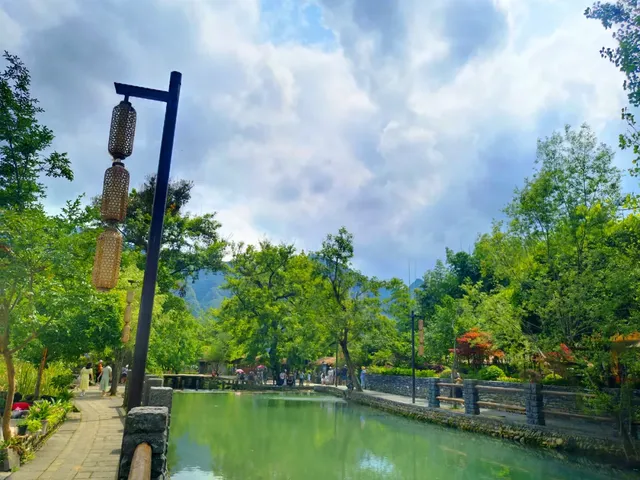 雲舍景區介紹，邂逅土家文化，盡享山水盛宴。
