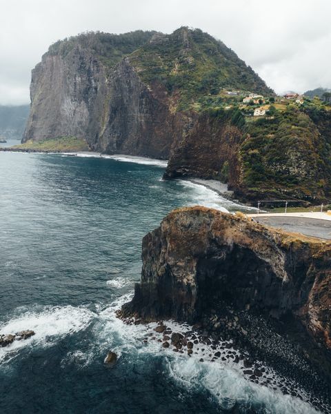 納扎雷最令人驚艷的懸崖美景 。