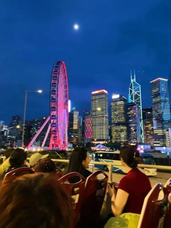 香港夜景與落日飛車的浪漫之旅🌆