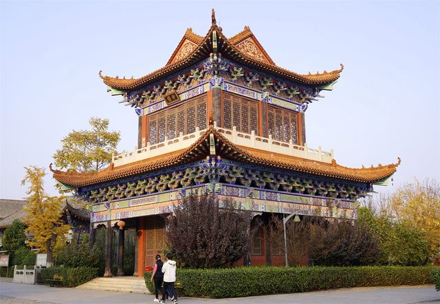 壯觀的佛教建築群，令人驚嘆。
