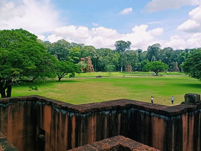 Leper King Terrace: Discovering New Trails in Angkor Thom