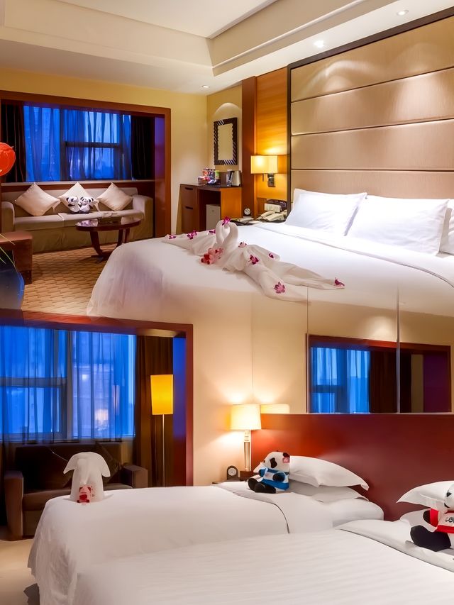 典雅且豪華——成都瑞城名人酒店。