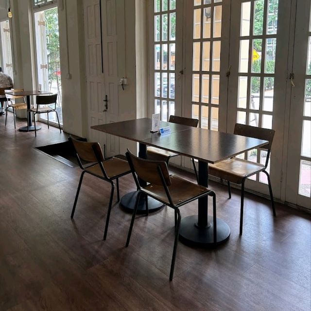 Huge cafe