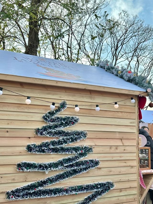 青島聖誕爵士市集,日落與海浪漫瘋了。。 青島聖誕爵士市集,日落與海浪漫瘋了。。