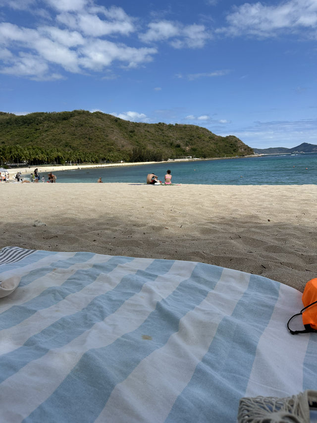 Xiaodonghai 🏖️☀️One of the best Sanya’s relaxing beaches 