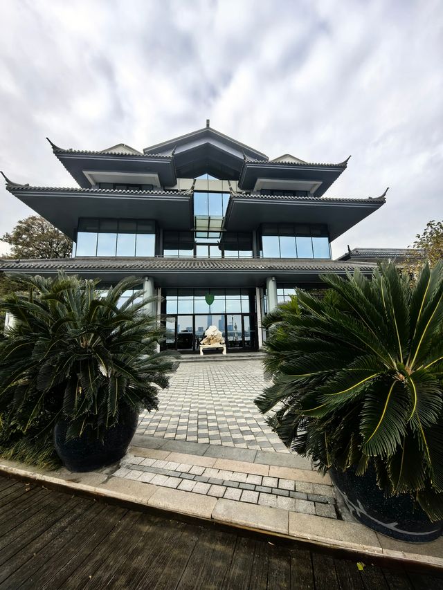蘇州酒店中的蘭博基尼五一度假必住