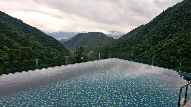 逃離高壓嘅雲端秘境：喺三清山煦初雲端酒店嘅治癒之旅