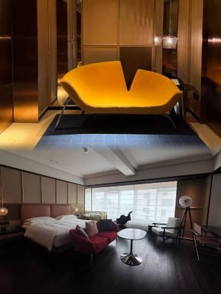 In Shanghai! Stayed at my dream hotel, it's absolutely amazing!