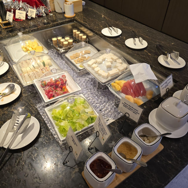 香港機場SilverKris Lounge攻略｜哈根達斯任食+必試新加坡靈魂美食