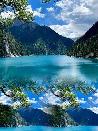 Jiuzhaigou | Visiting in the off-season from July to August is truly delightful, with fewer people and beautiful scenery