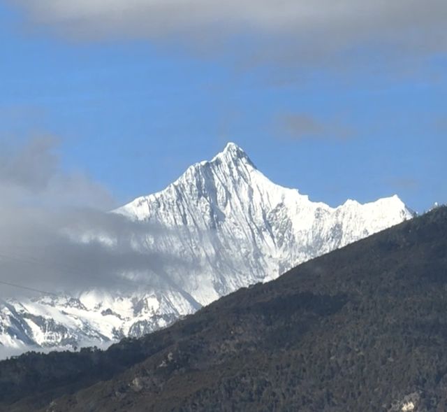 滇西北（麗江/香格里拉）玉龍雪山雲霧繚繞