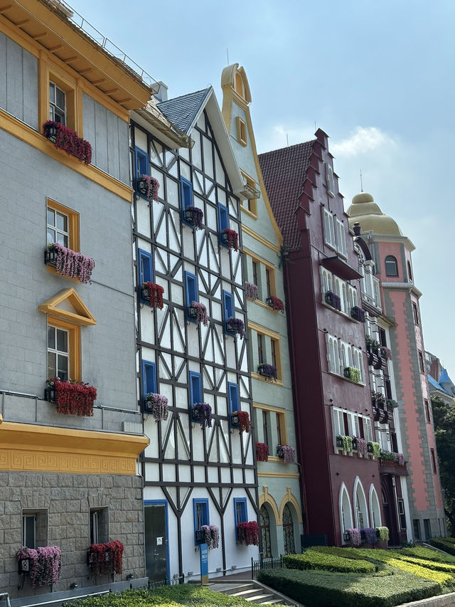 Melania Town: Shenzhen’s Hidden Gem Near Window of the World