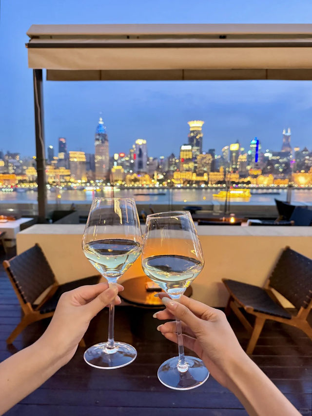 上海外滩隱藏chill地！日落藍調時刻美到失语，plmm都來打卡🌇