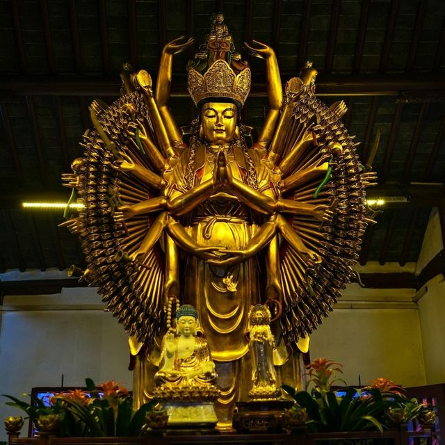 🛕 Qibao Temple: Serenity Amid Shanghai’s Ancient Streets