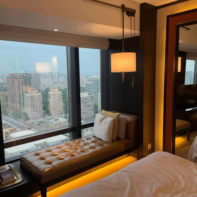  🏙️✨베이징의 럭셔리 호텔, 로날두도 머문 그 곳!