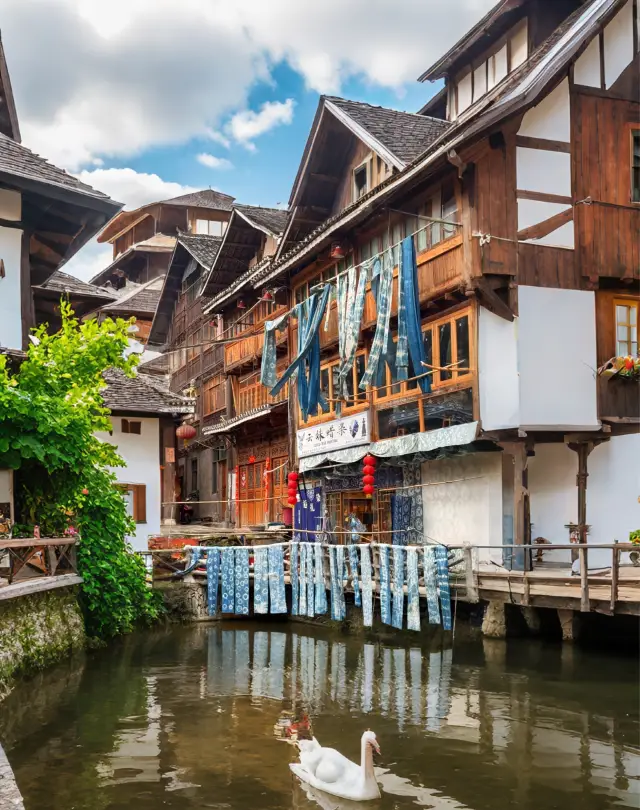 Millennium Dong Village Secret Realm! Complete Guide to Zhaoxing Dong Village, Encounter the Poetic Dwelling Under the Drum Tower】