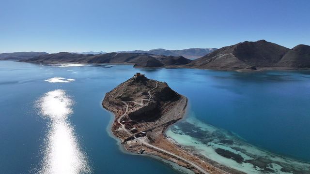 在羊卓雍措尋找曾經的自己