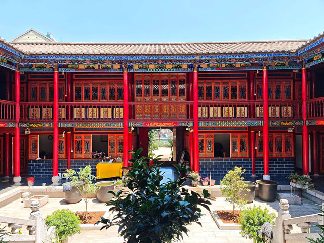 探尋安寧馬蹄寺:感受鬧市中的清幽之境 探尋安寧馬蹄寺:感受鬧市中的清幽之境