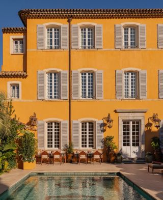 Secret Garden of Saint-Tropez | The Mediterranean Breeze Touches the Heart