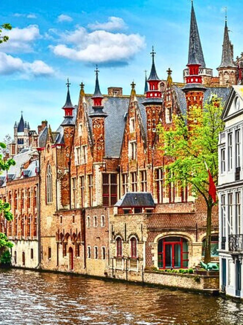 Swan Bell Chocolate: An Immersive Walk in Bruges, Belgium!