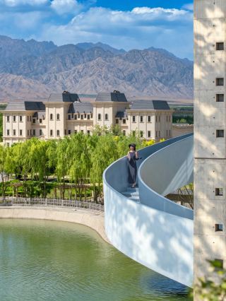 I would be heartbroken if anyone came to Yinchuan and missed this place.