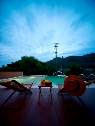 Taking the kids to Anji for Golden Week: Staying at a Wabi-sabi private hot spring homestay near Cloud Grassland
