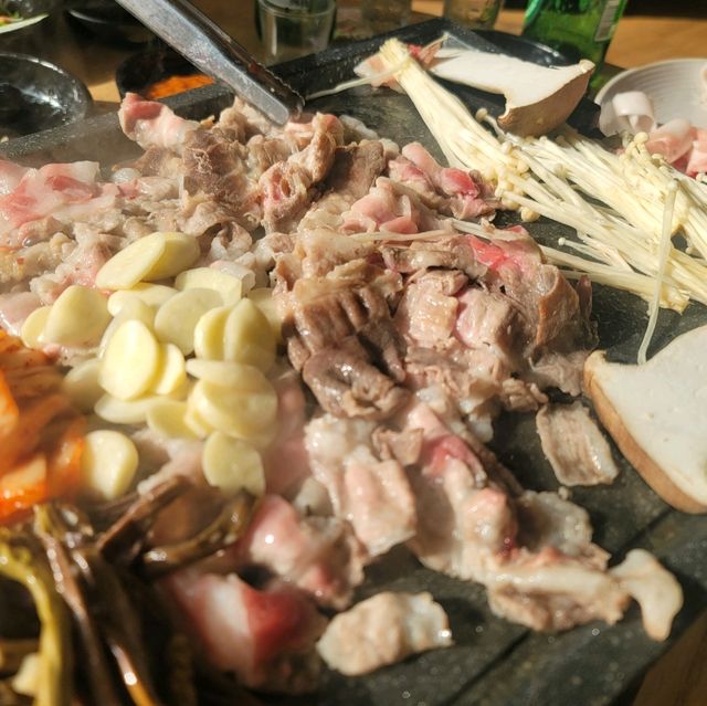대전 실내데이트하기에 좋은 맛집 대복삼겹