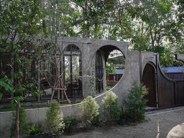 Vanvela Cafe’ & Space คาเฟ่สไตล์ Loft ปูนเปลือย