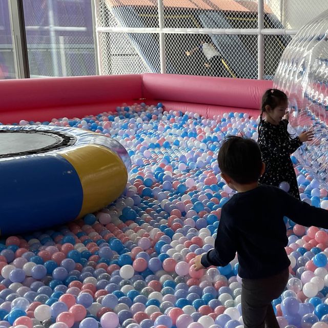 香港 新開幕大型室內親子遊樂場『Chill Kids Club』