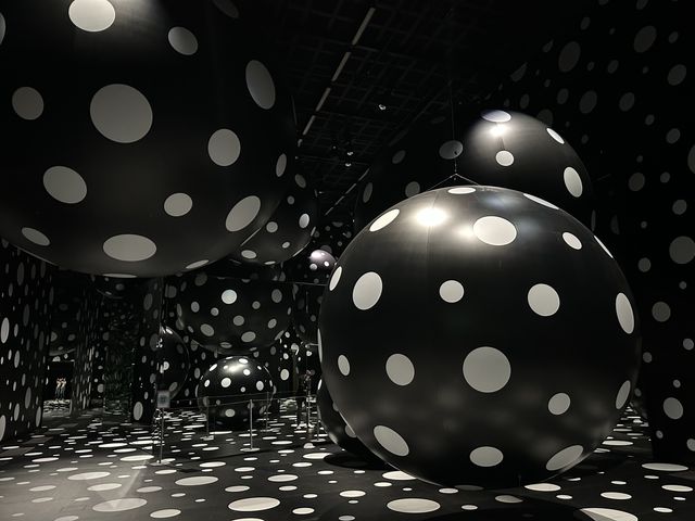 香港展覽 | M+ | 草間彌生：一九四五年至今