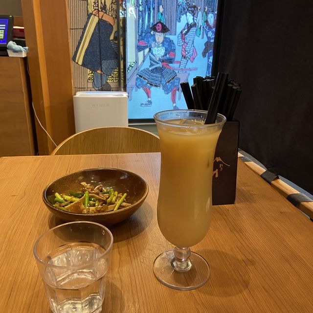 激辛牛舌沾汁麵餐 + 幸味䐁耳+ 蜜桃焙茶...， 我好掛住！  
