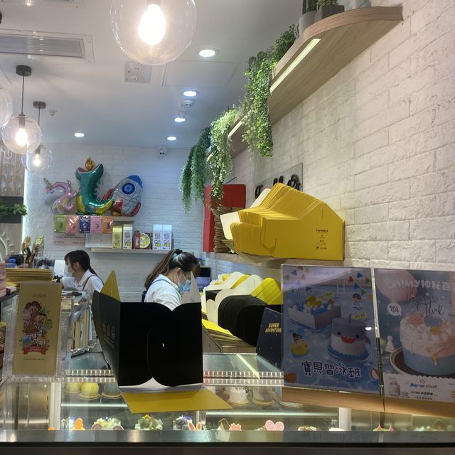 立體超搶眼菠蘿包蛋糕 立體超搶眼菠蘿包蛋糕