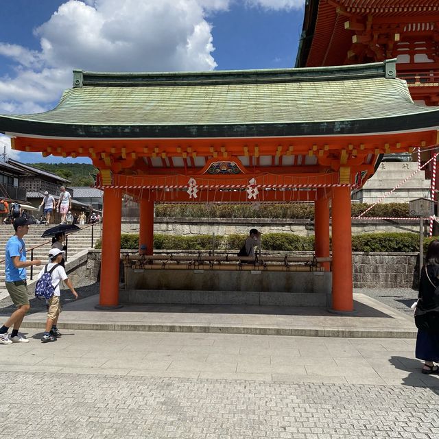 京都！大人気「伏見稲荷大社」は相変わらず美しかった
