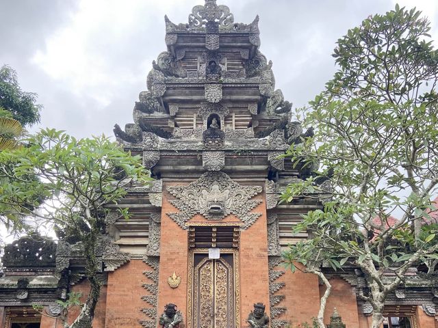Visiting Ubud Palace - for the first time 🫶