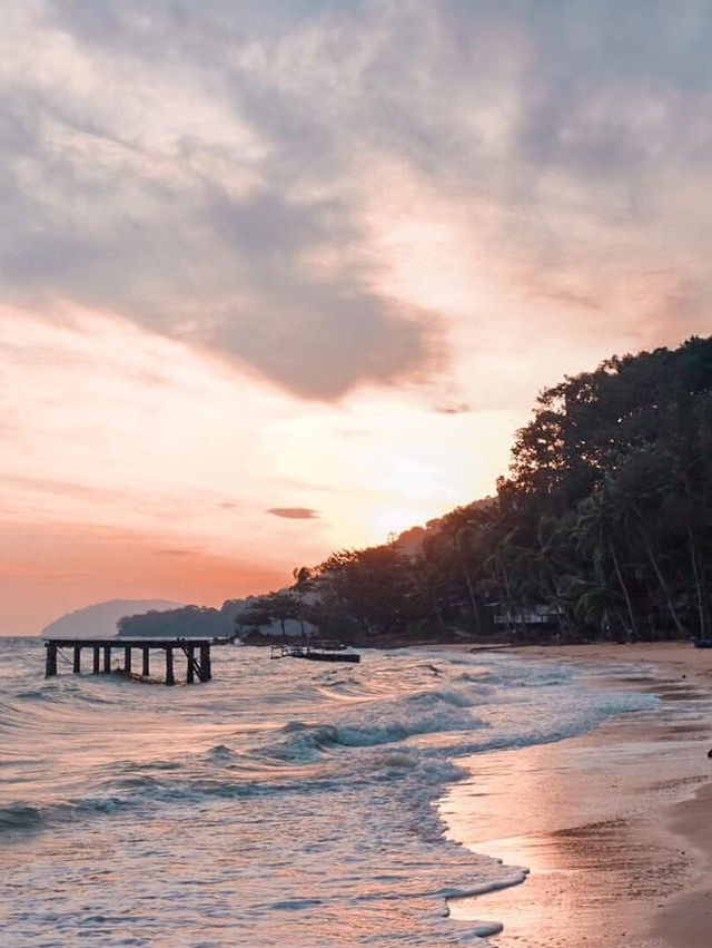 Koh Waii Paradise ที่พักหลักร้อย จ.ตราด 🏝