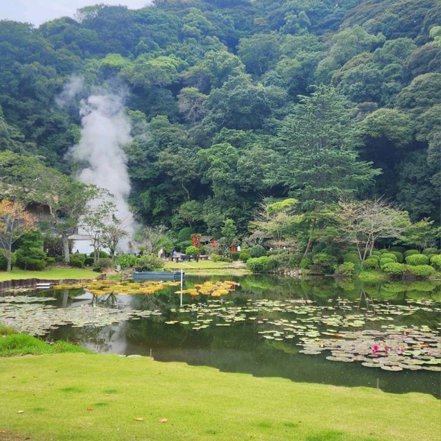 An Onsen That’s As Blue As The Ocean